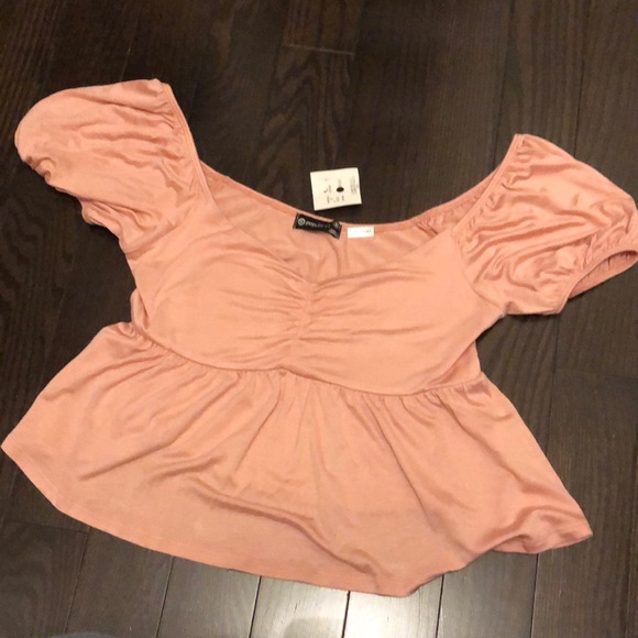 popular 21 Tops - NWT Pink crop top